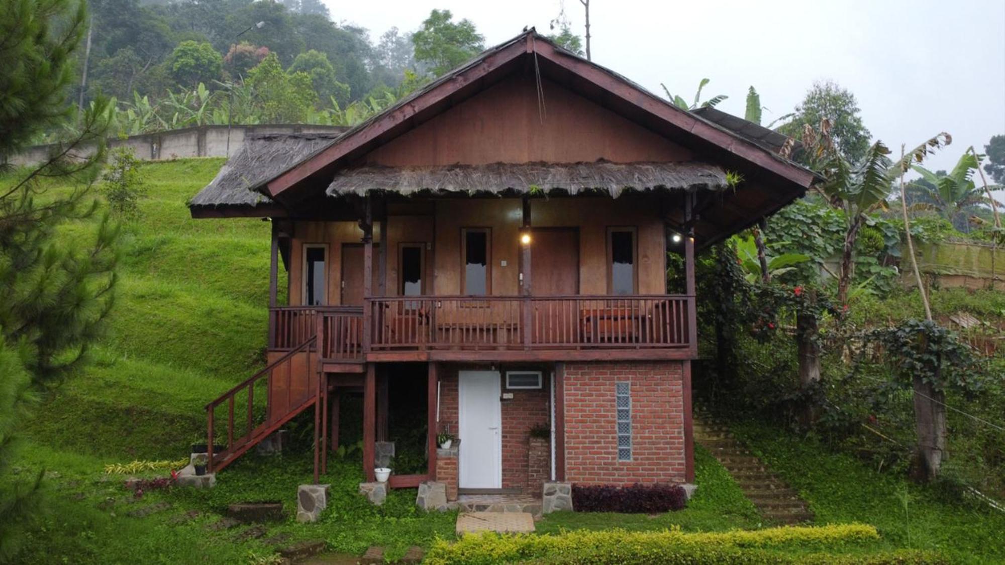 Damar Langit Resort Cisarua Exterior photo